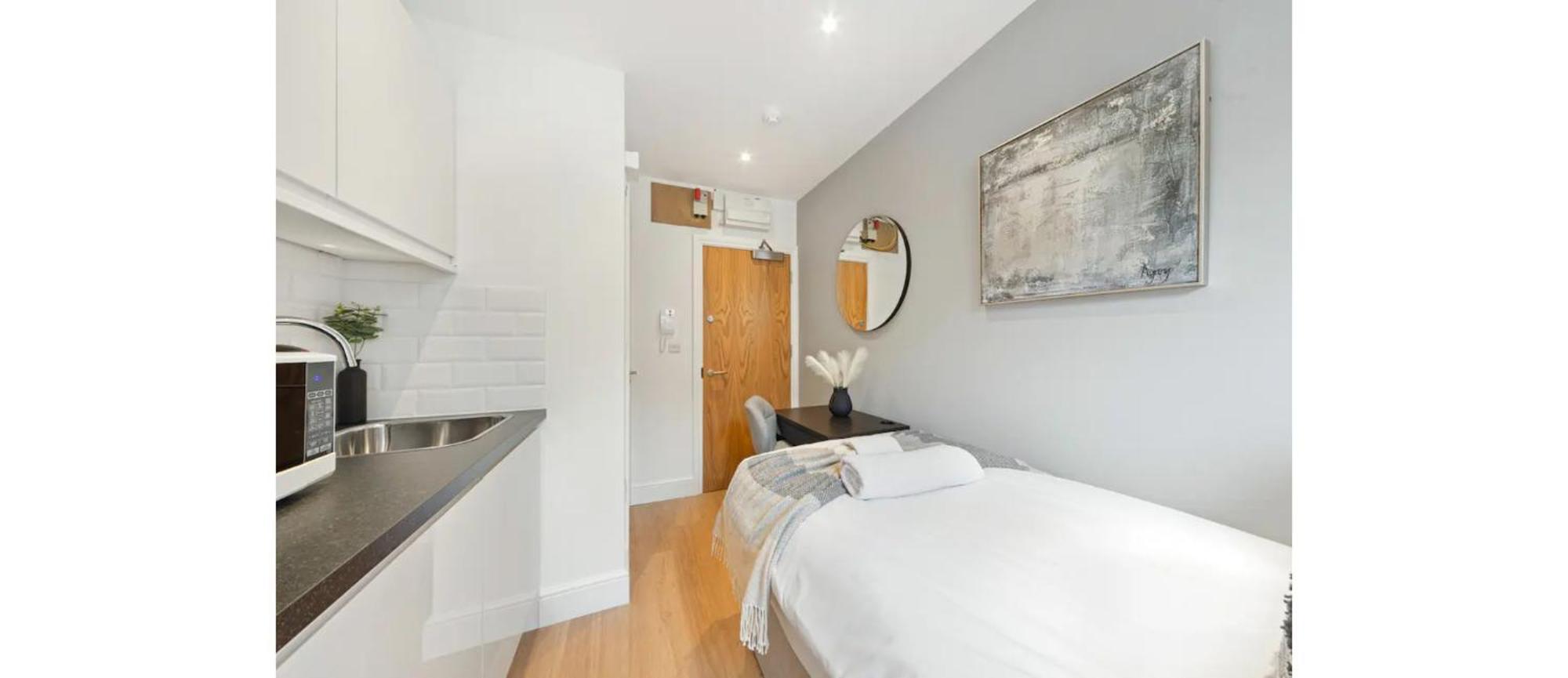 The *best* Airbnb For Transport In London! Promise * Londra